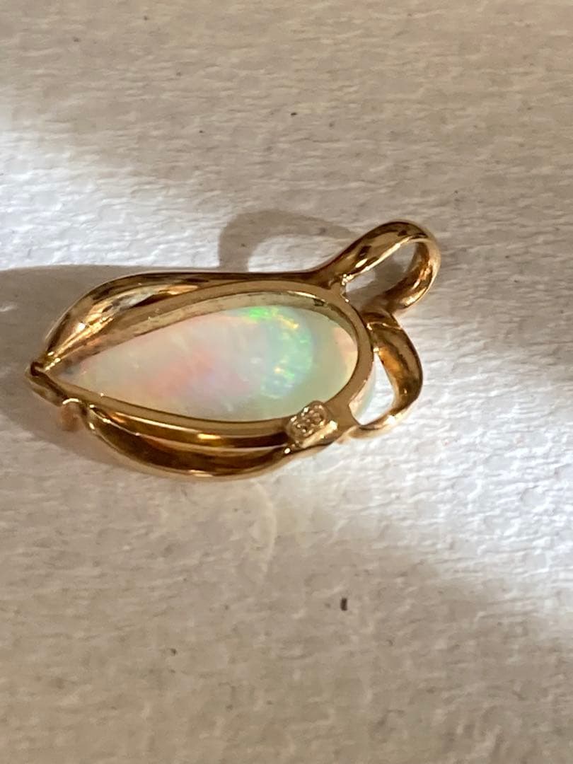 M*i様 k14 オパール　ネックレストップ