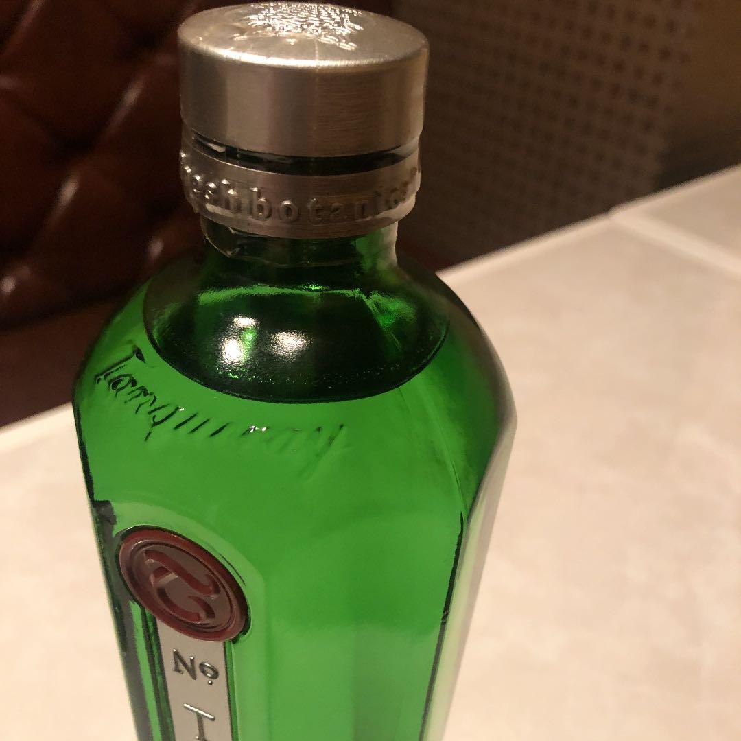 タンカレーNO10旧ボトル