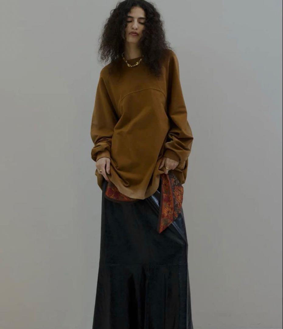 新品タグ付 Ameri SPRAY PAINT LONG SLEEVE TOP