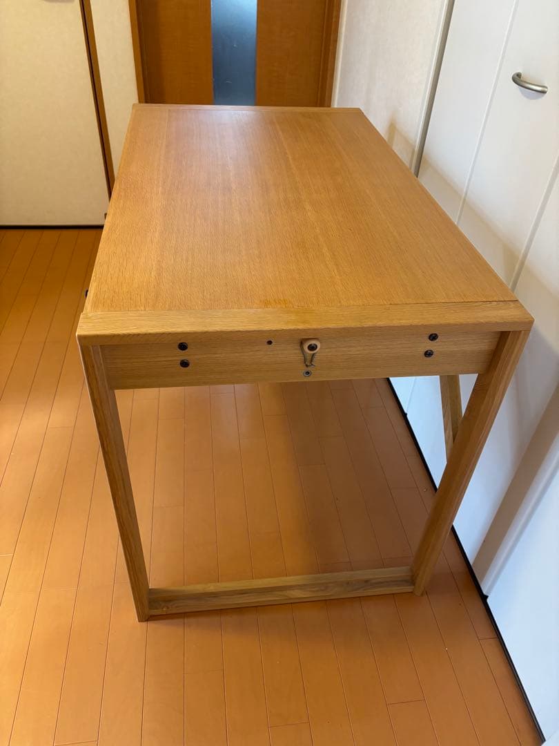 KOIZUMI(コイズミ) BEENO（ビーノ）シリーズ　学習机(鍵付き)②