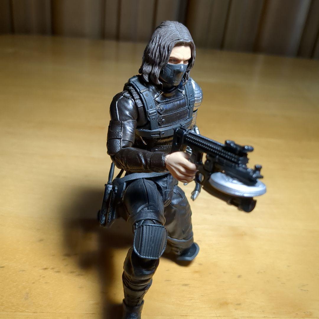 MAFEX No.203　ウィンターソルジャー　•　ウェポンセット