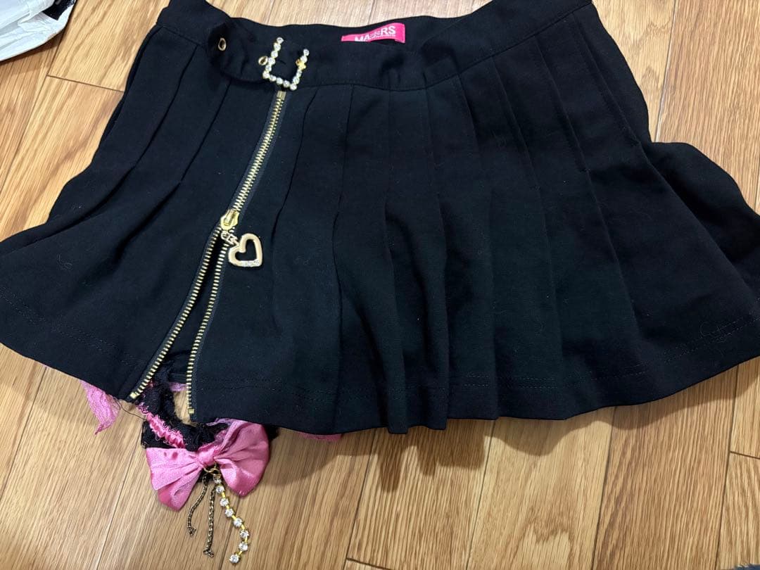 MA＊RS キラキラガーターリボンパンツ付きプリーツスカート