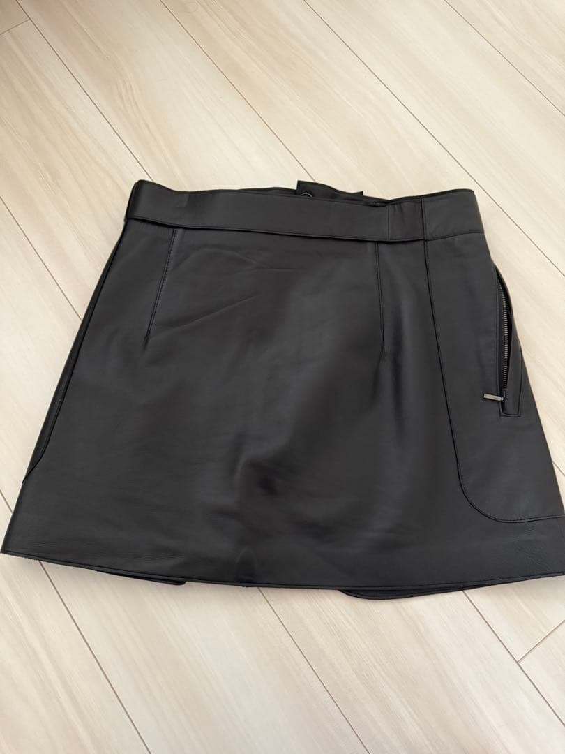INSCRIRE レザースカート
