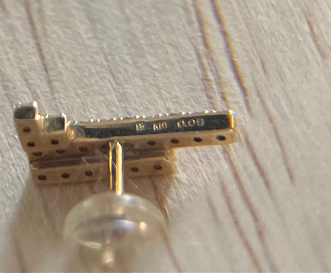 ヒロタカ　ピアスマンハッタン片耳用