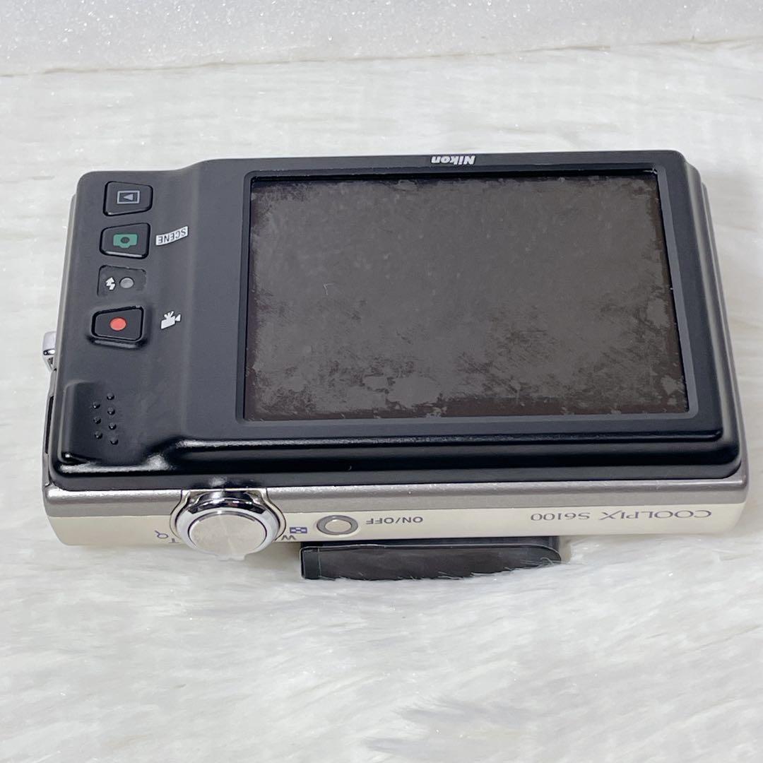 【✨美品✨】Nikon COOLPIX S6100【✨新品バッテリー付き✨】