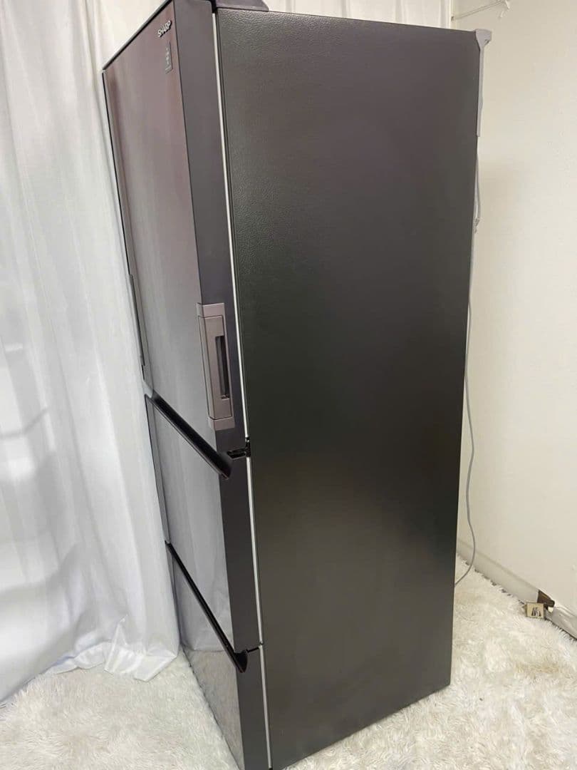 配送無料 美品 SHARP 冷蔵庫SJ-GW35G-R　2021年製