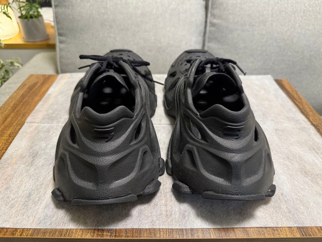 美品 BALENCIAGA バレンシアガ カットワーク レースアップスニーカー