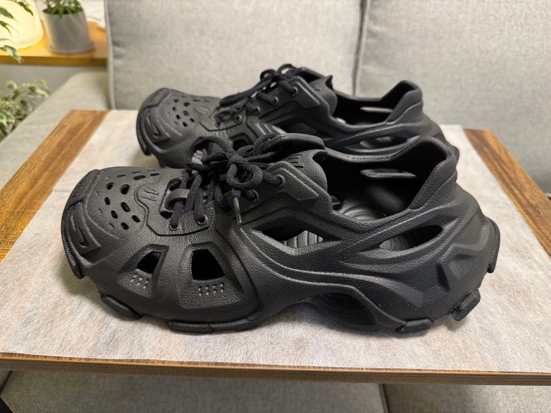 美品 BALENCIAGA バレンシアガ カットワーク レースアップスニーカー