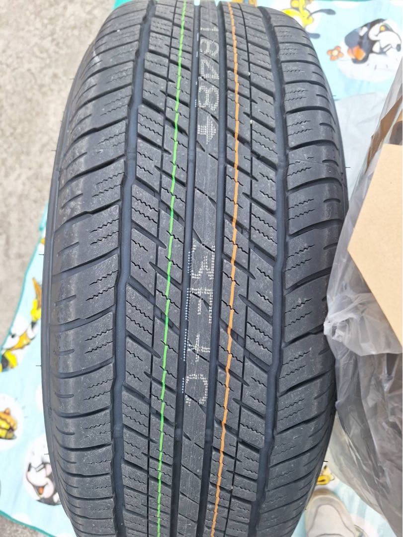 LOVE♡ ランクル250 新車取り未使用 18インチホイールタイヤセット