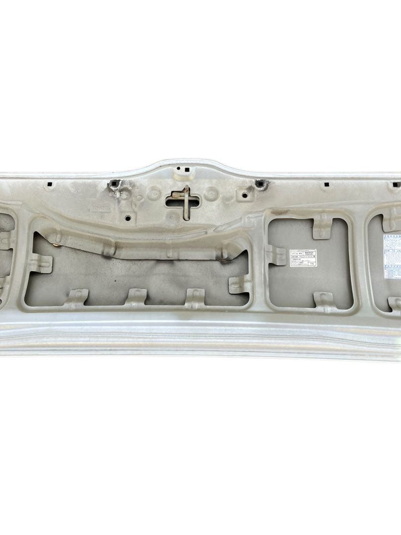 トヨタ ハイエース 白 ホワイト 純正ボンネット 外装パーツ 送料込み