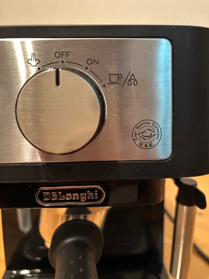 DeLonghi デロンギ　エスプレッソマシン ダイヤル式