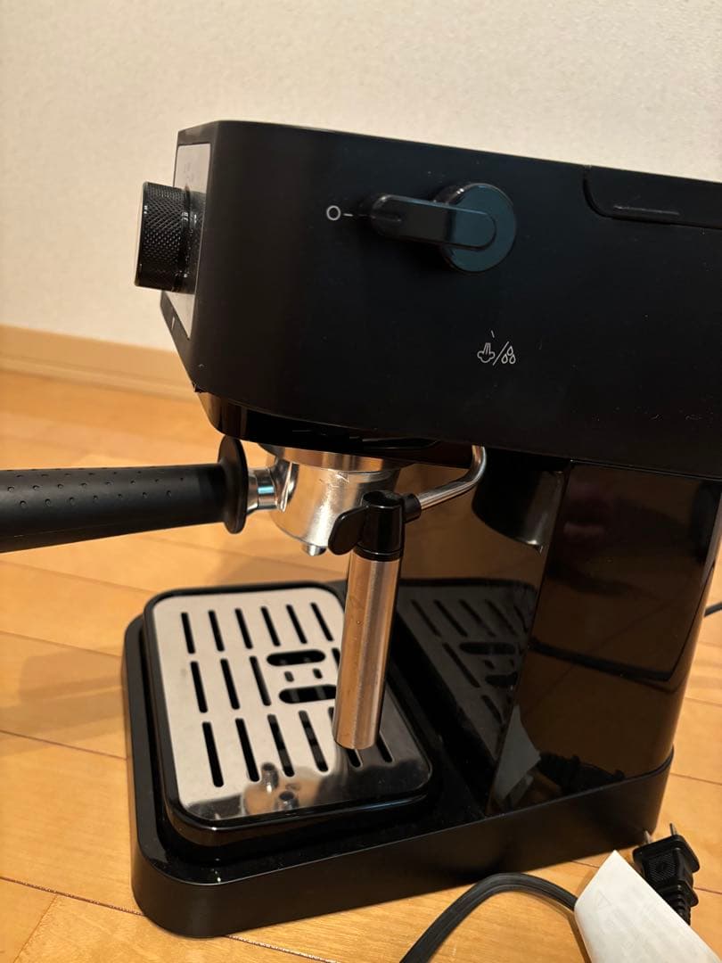 DeLonghi デロンギ　エスプレッソマシン ダイヤル式