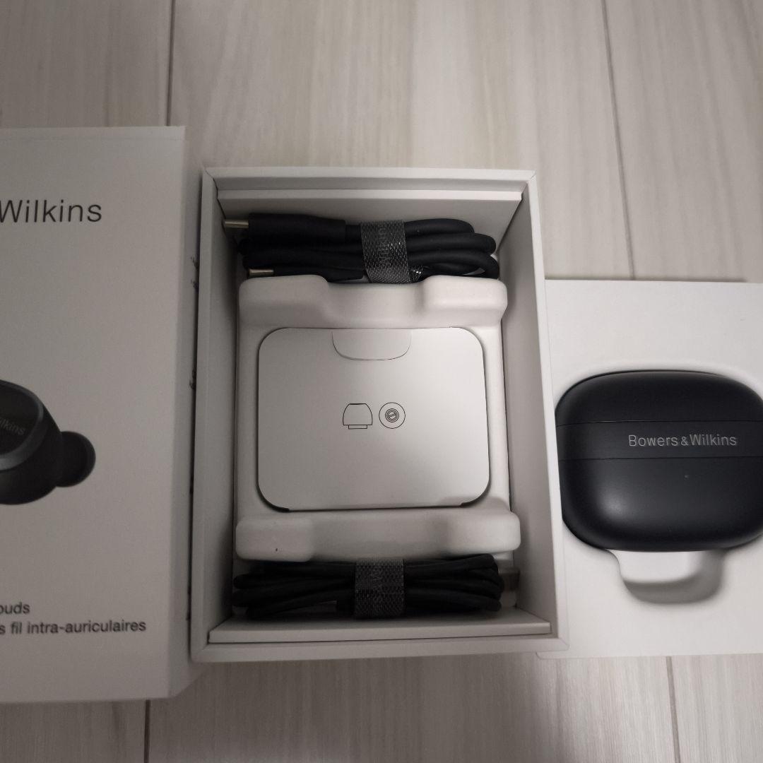 イヤホン Bowers & Wilkins Pi8