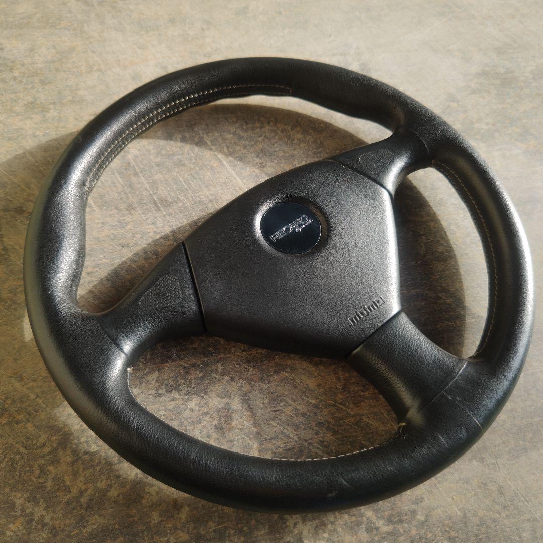 momo RECARO スペシャル黒