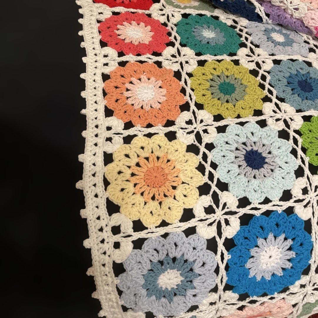 ハンドメイド　お花がいっぱいベットカバー　マルチカバー　モチーフ　コットン