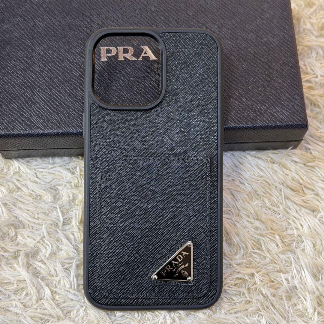 ☆極美品☆PRADA プラダ　iPhoneケース サフィアーノレザー　三角ロゴ