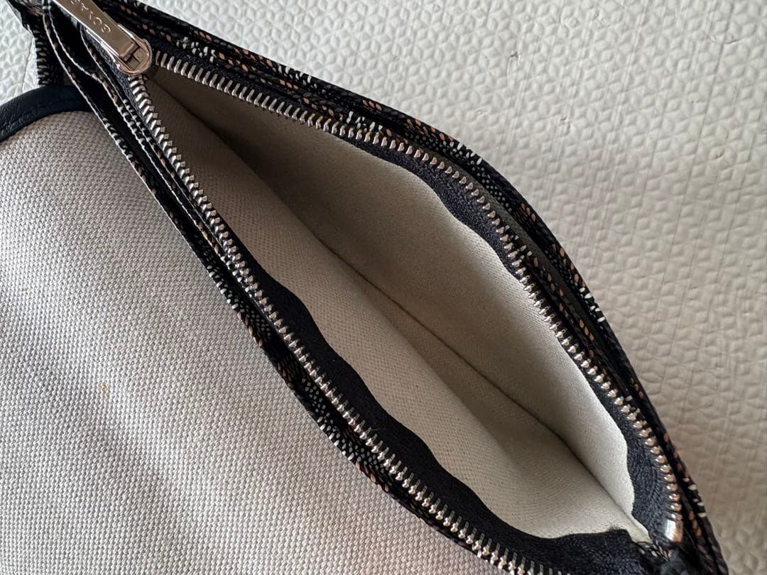 goyard プリュメ　ポーチウォレット　ブラック