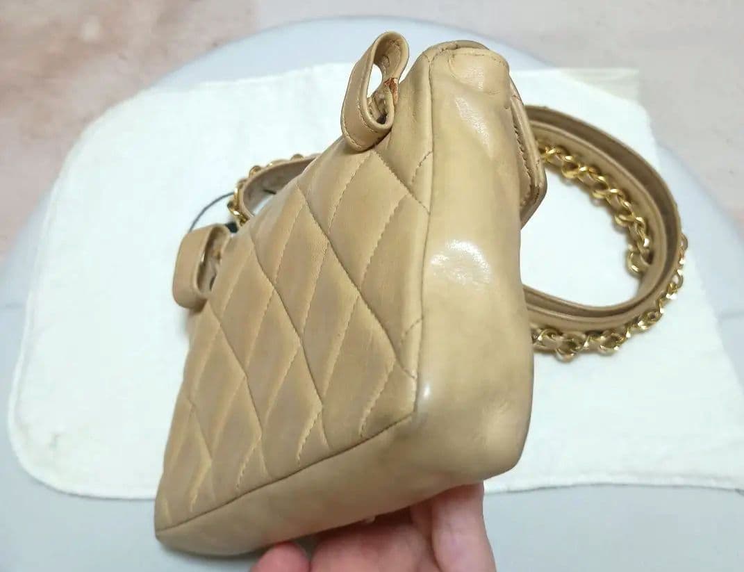 CHANELシャネルベージュ キルティングウエストポーチ シャネル ココマーク