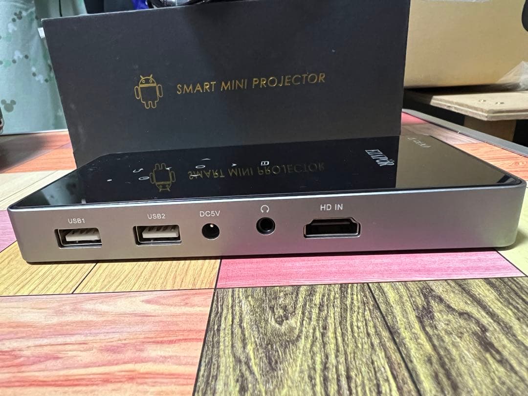 値下げ中！スマートminiプロジェクター￼16:9