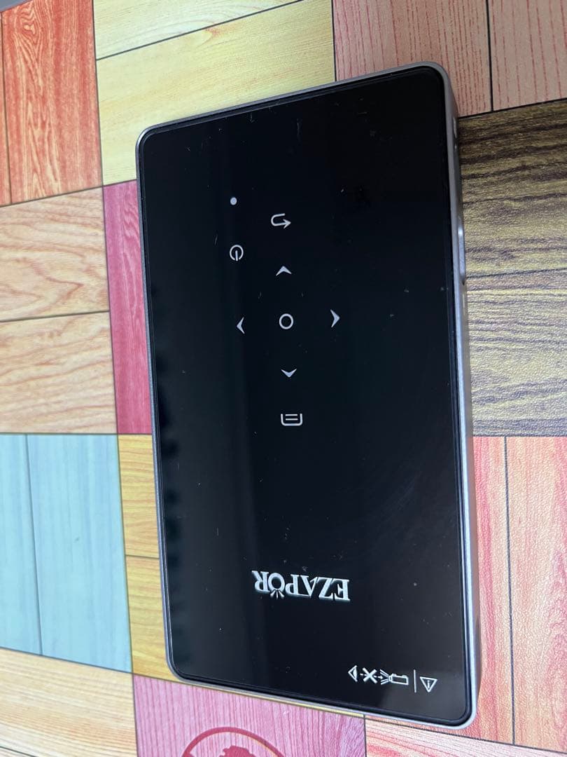 値下げ中！スマートminiプロジェクター￼16:9