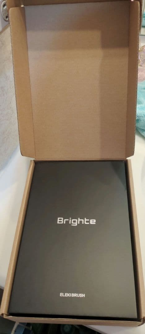 ブライト Brighte ブラシ型美顔器 ELEKI BRUSH＋