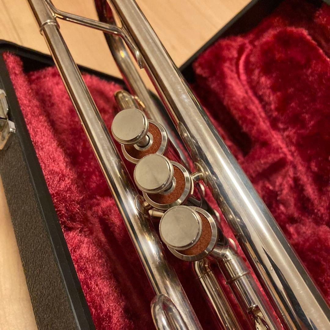 YAMAHA YTR1335 ヤマハ トランペット ハードケース付き シルバー