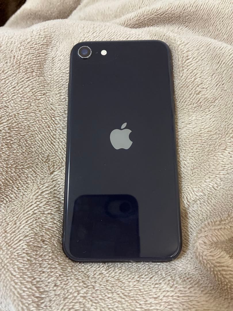 Apple iPhone SE 第3世代本体