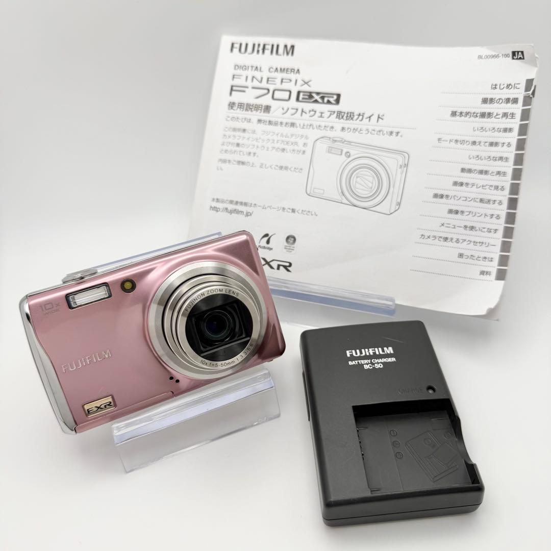 【付属品あり】FUJIFILM FinePix F70EXR ピンク　美品