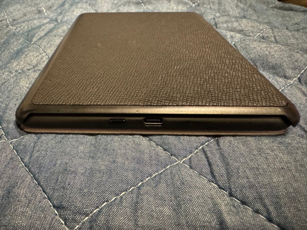 Kindle Paperwhite 第11世代 広告なし カバー付き 本体のみ