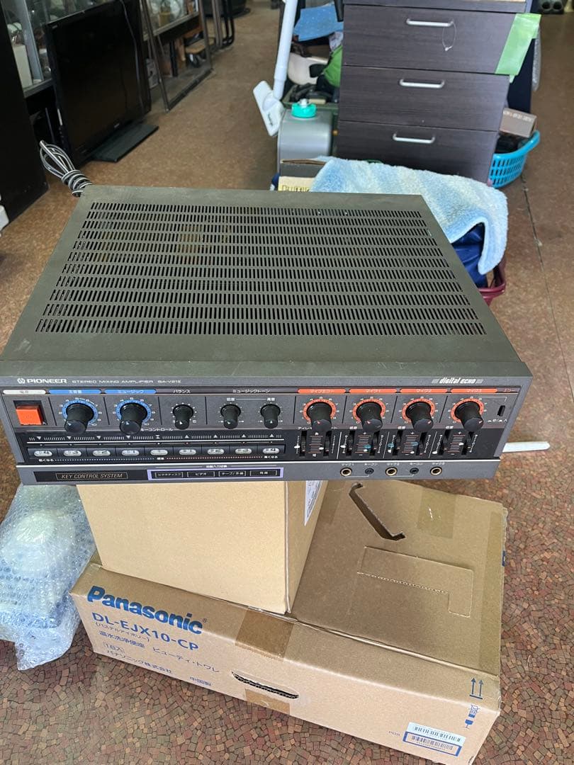 多機能オーディオアンプ