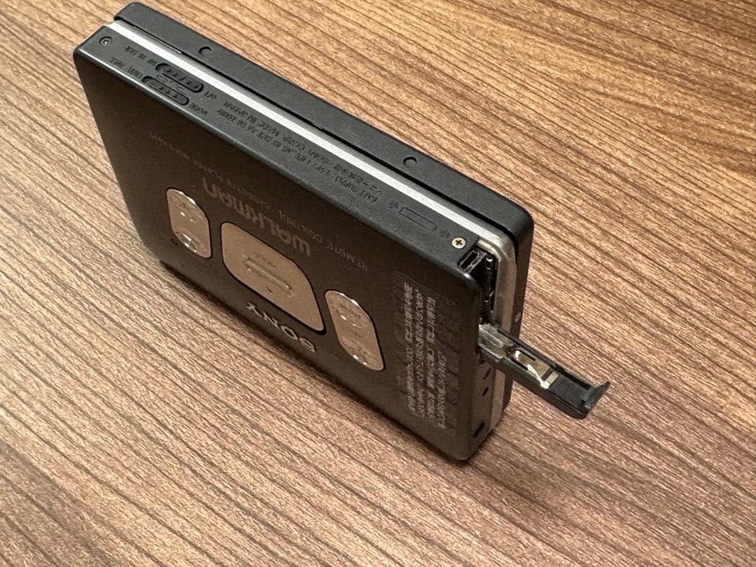 整備済 SONY WALKMAN カセットウォークマン WM-EX622