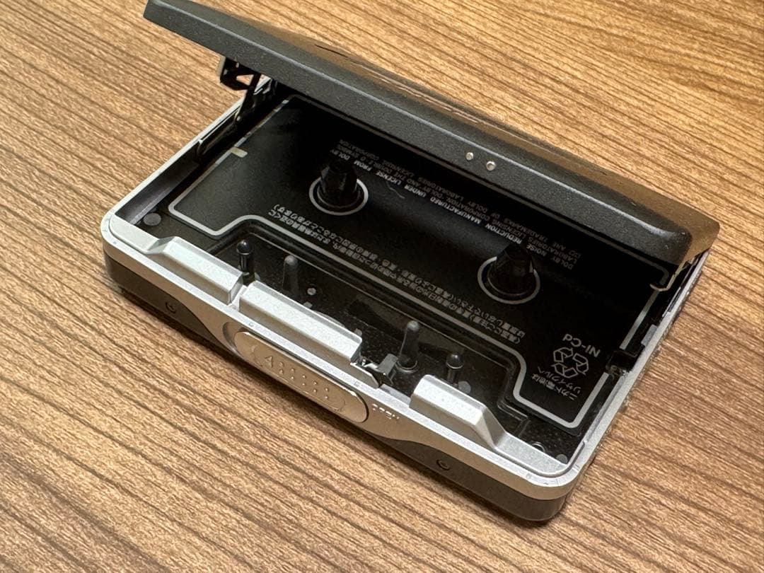 整備済 SONY WALKMAN カセットウォークマン WM-EX622