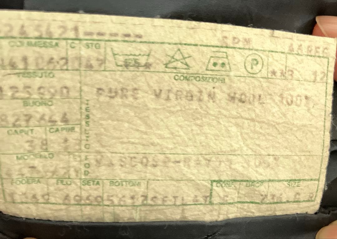 ジョルジョ・アルマーニ　ダブルスーツ(プラス別物のスラックス付)