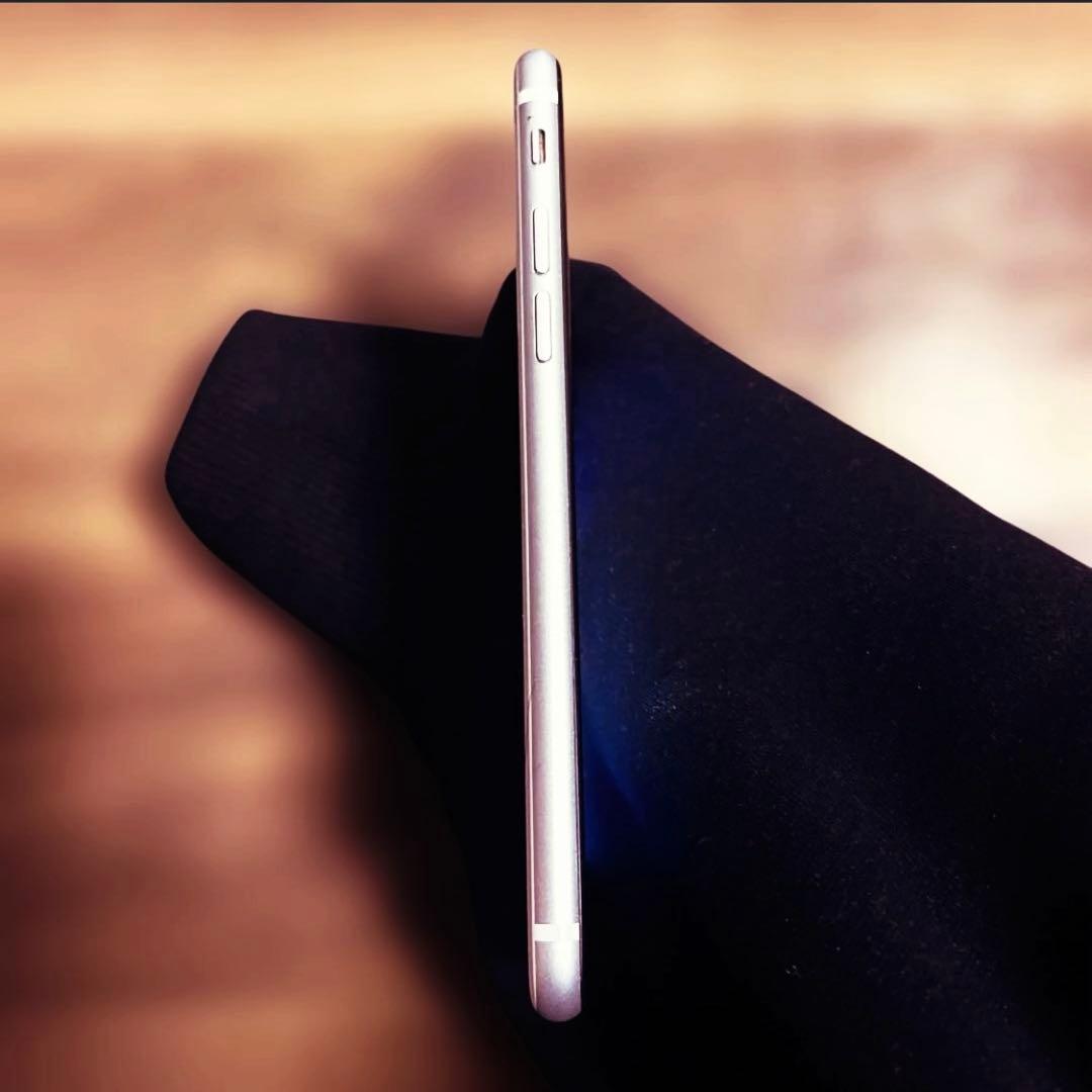 【美品】iPhoneSE 第2世代 ホワイト128GB simフリー