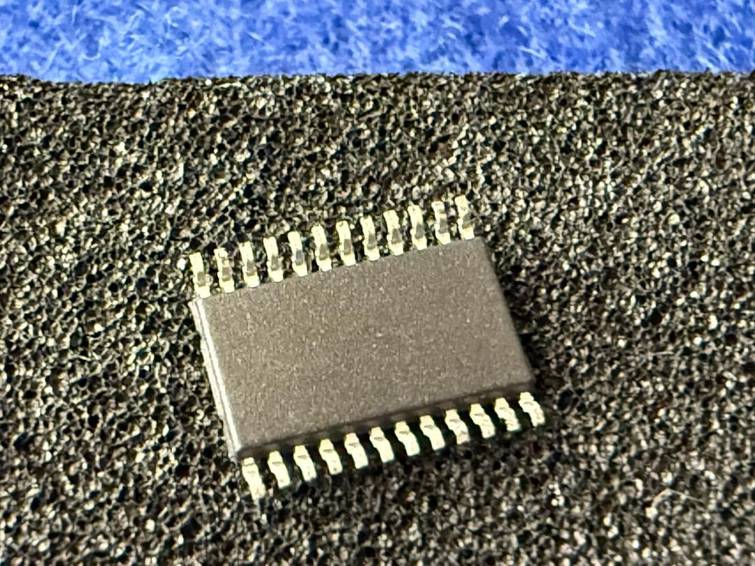 ADC08L060CIMT ナショセミ A/Dコンバータ ADC08L060１個