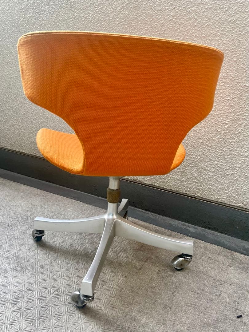 【aminato821】ビンテージ　希少　天童木工 剣持勇　カブト