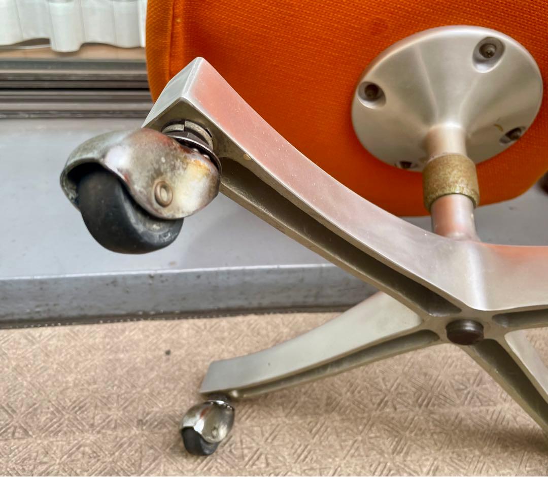 【aminato821】ビンテージ　希少　天童木工 剣持勇　カブト