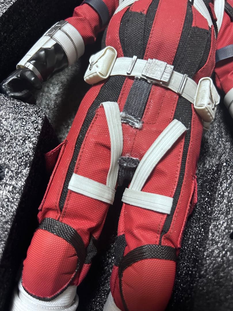 レッドガーディアン　1/6フィギュア