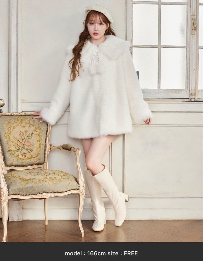 フェイクファーミドルコート