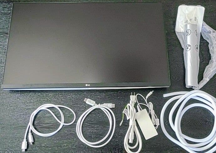 LGエレクトロニクス 液晶モニター/31.5型