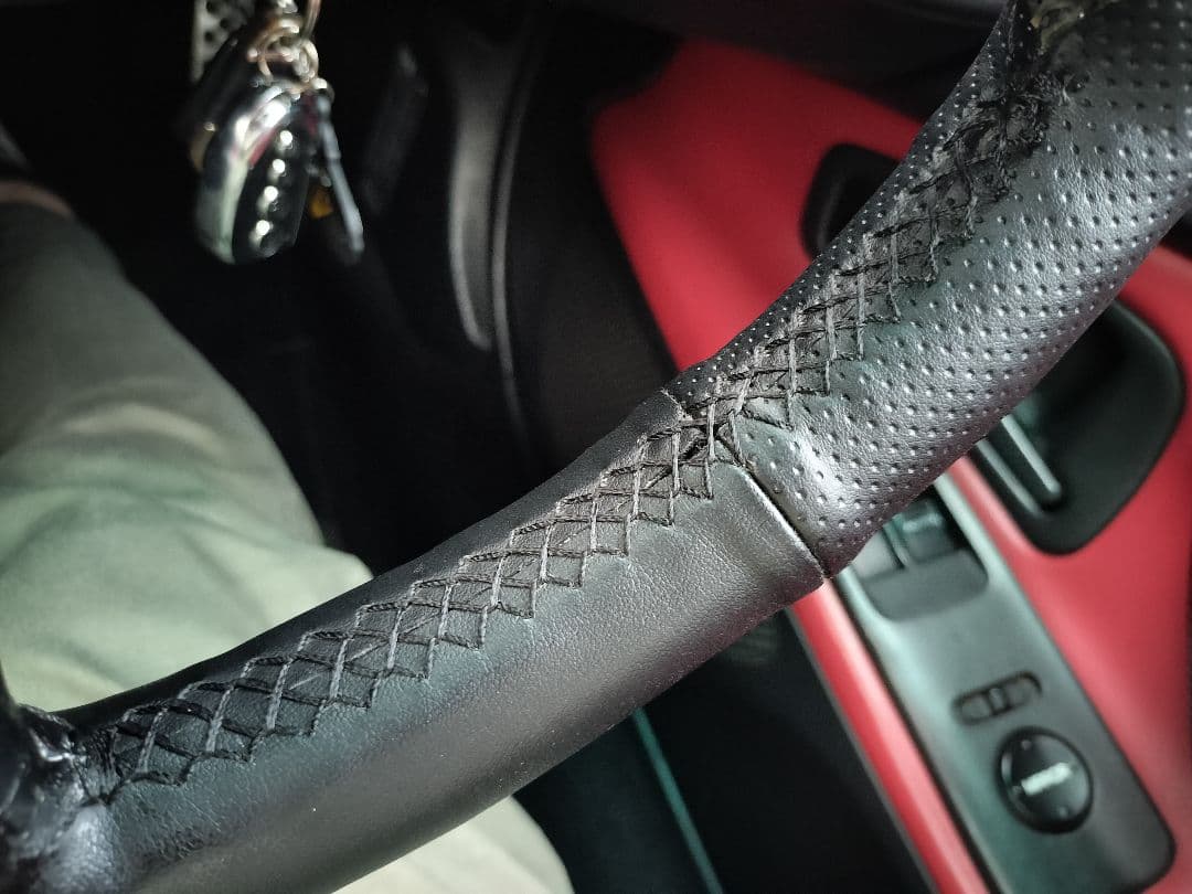 MOMO RACE 350mm 表皮張替え品