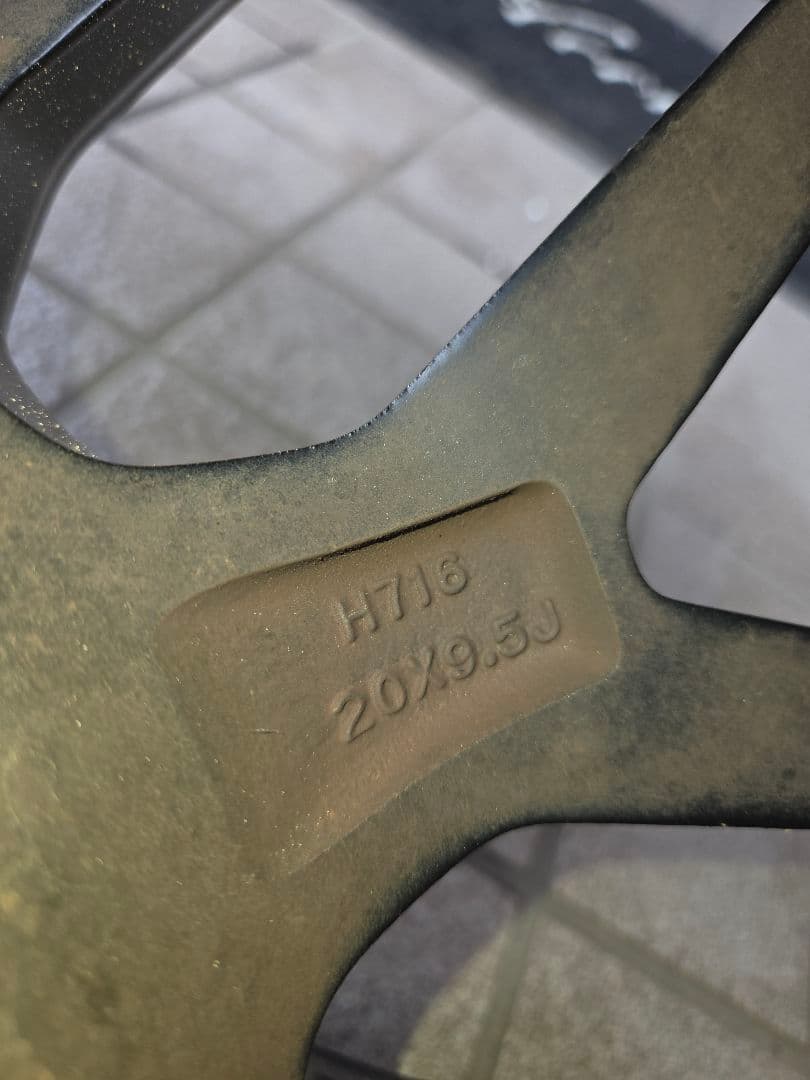 メルセデスベンツホイール Ｓクラスに使用