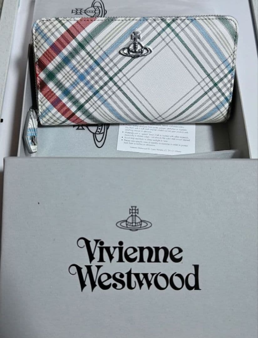 VivienneWestwood　長財布　ラウンドファスナー　マドラスチェック