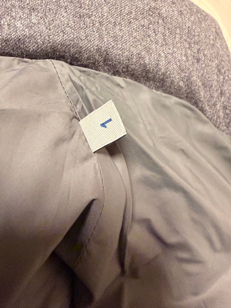 MONCLER フード付きダウンジャケット グレー