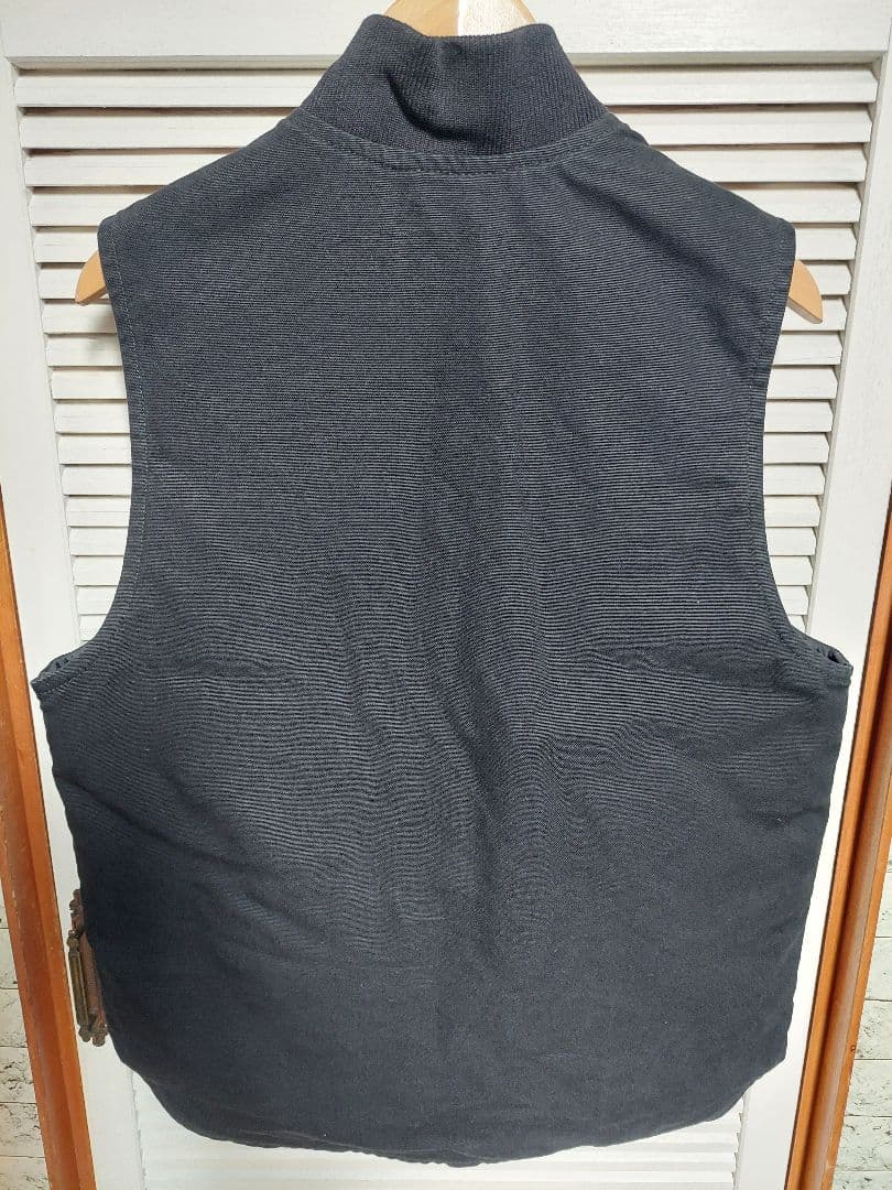 カーハート　ダックベスト　メキシコ製　カラー:ブラック　サイズ:M