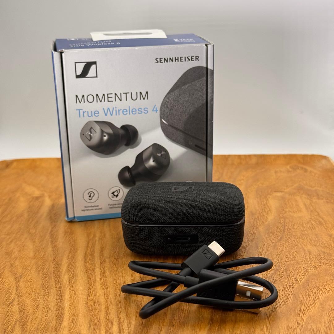 <おまけでCaseお付け> MOMENTUM True Wireless 4