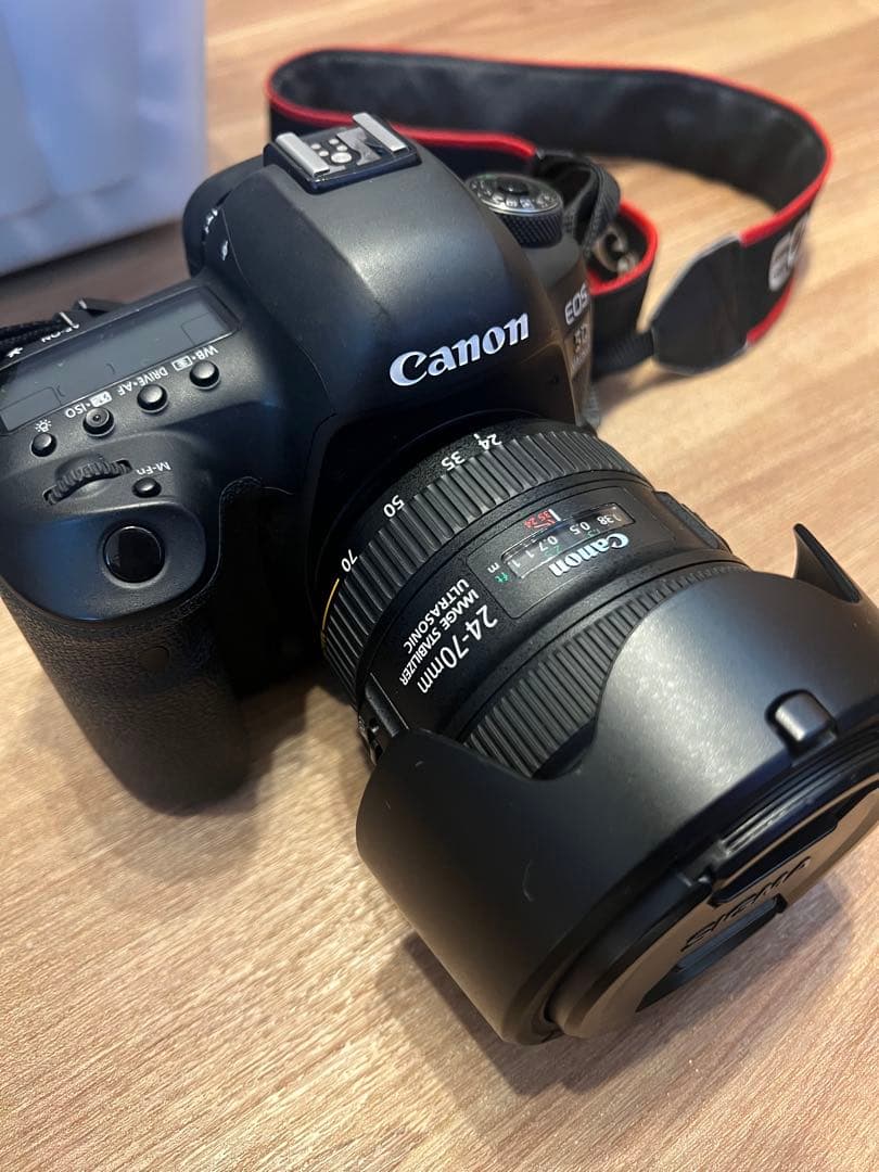 デジタルカメラ Canon EOS 5D MarkIV EF24-70mm F4L IS USM