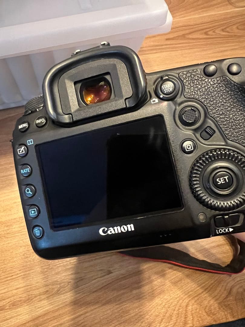 デジタルカメラ Canon EOS 5D MarkIV EF24-70mm F4L IS USM