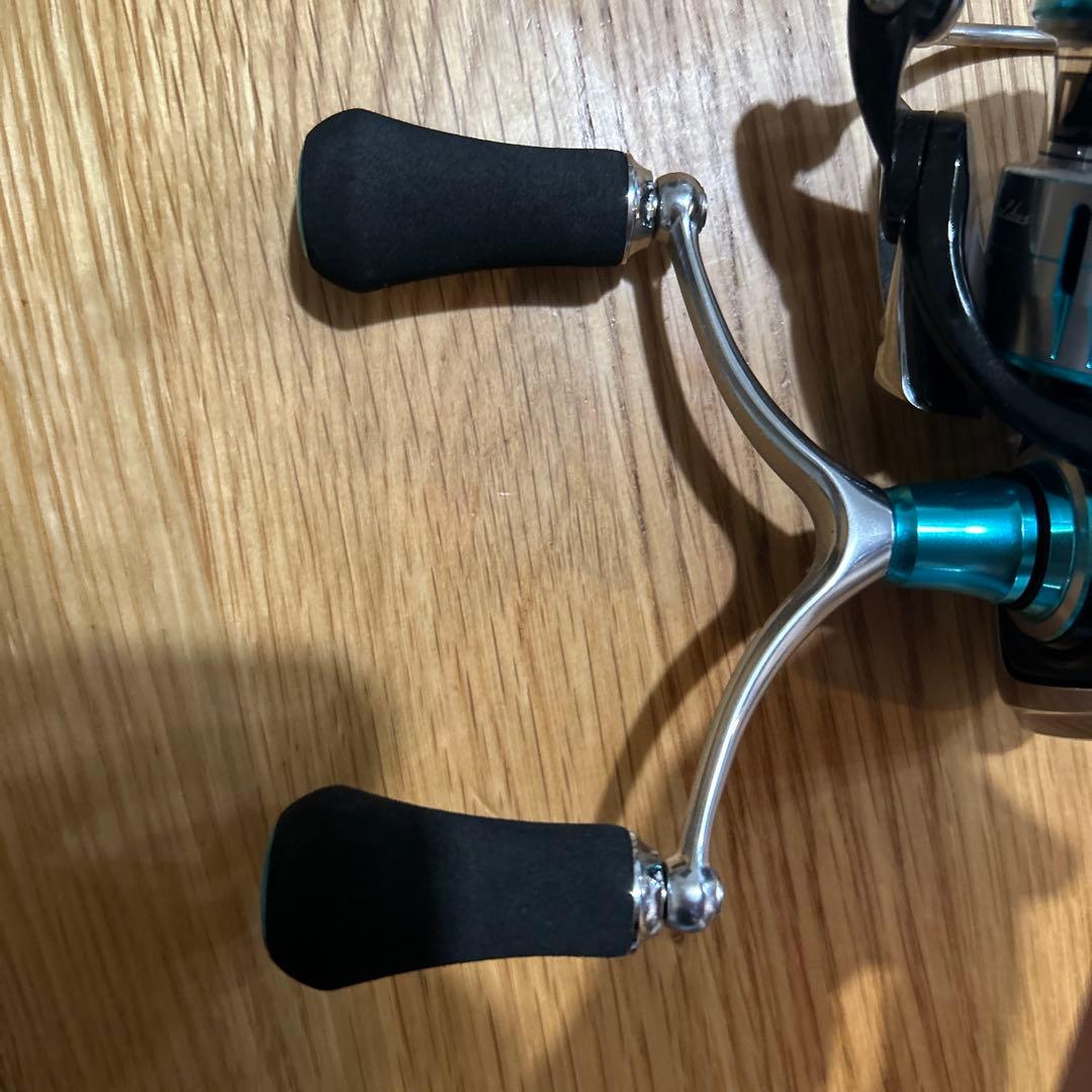 エメラルダスLT2500S-H-DH リール