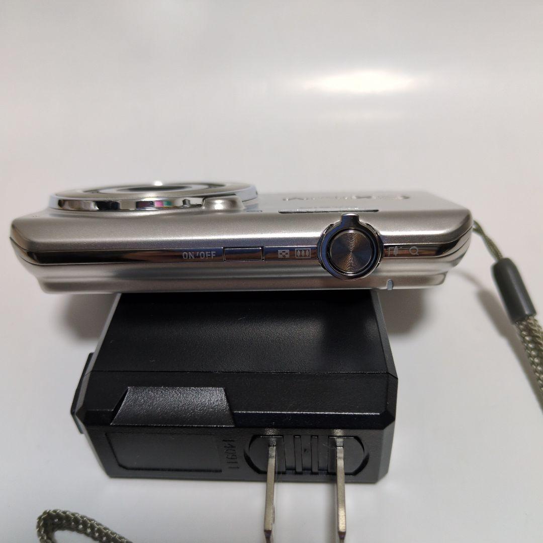 【美品】CASIO EXILIM EX-Z770 シルバー 動作良好